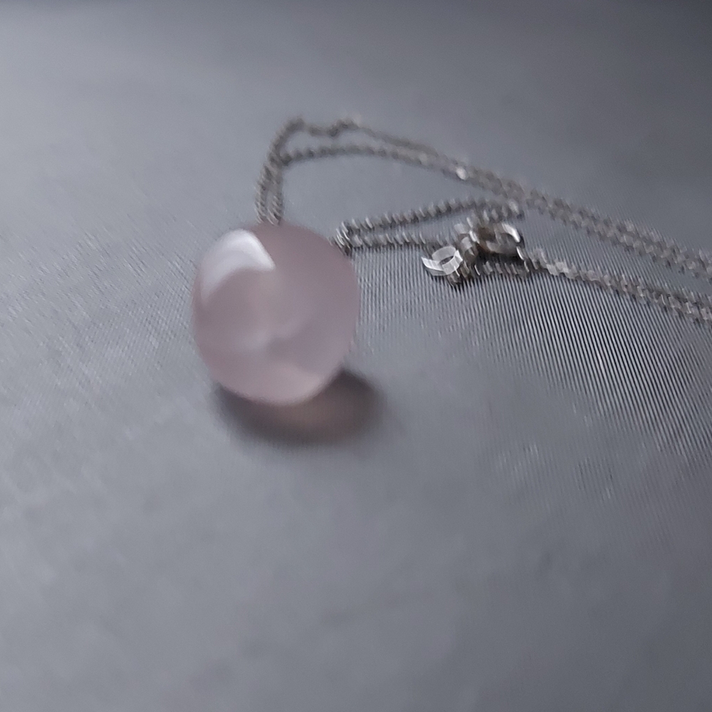 Dainty Rose Quartz Apple Pendant Necklace 925 Sterling Silver Chain - Picture 12 of 16